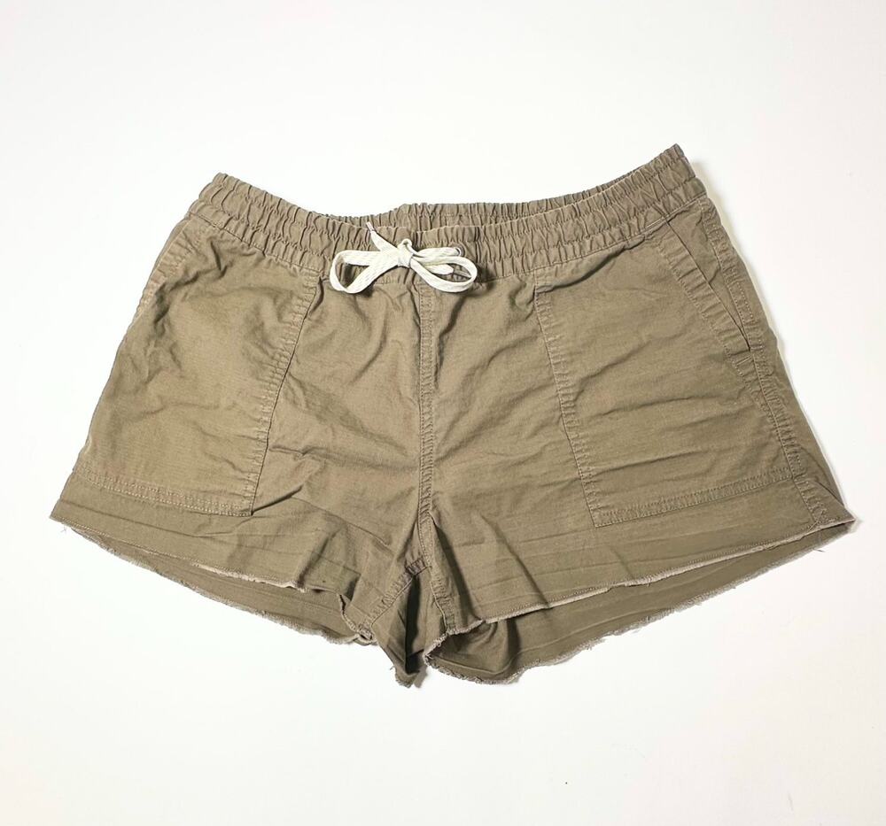 Vuori Women's Vintage Ripstop Shorts Large L Khaki Raw Hem Drawstring VW385